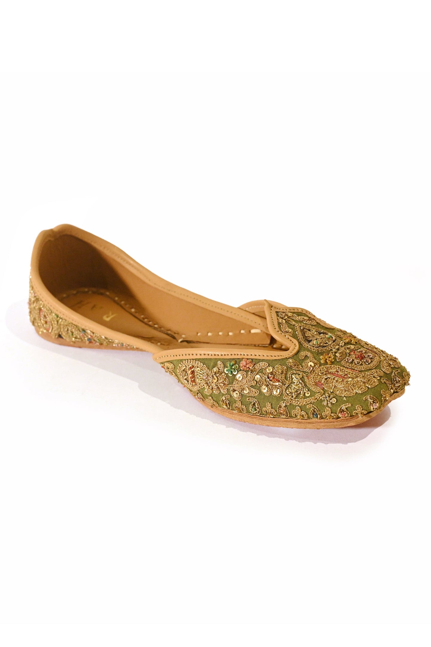 Bustan Zerrin Jutti