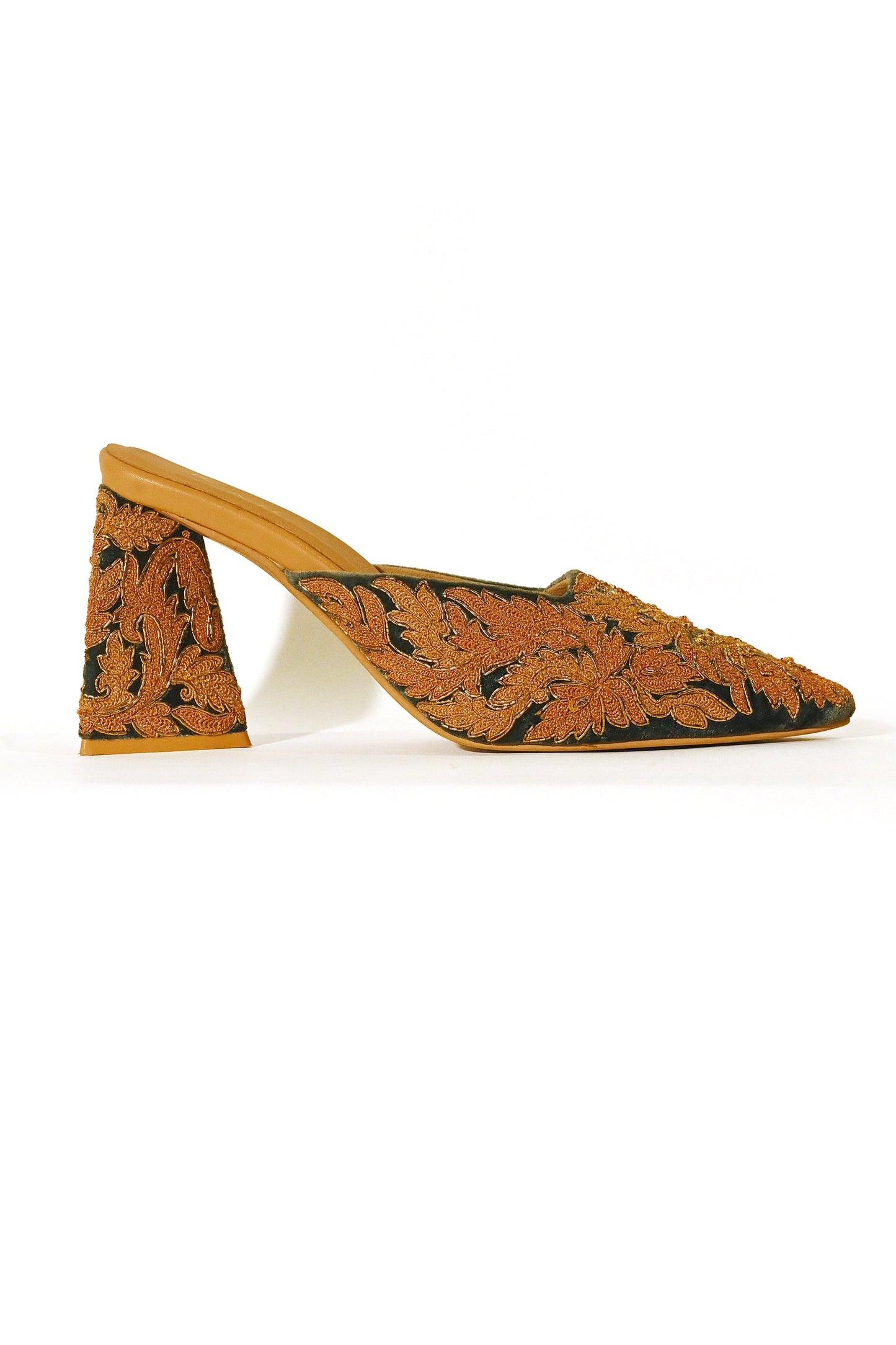 Azhdaha Atash Heels