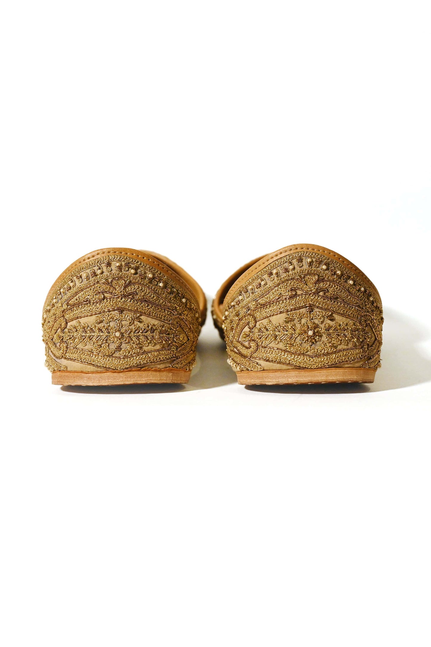 Zameen-E-Zar Jutti