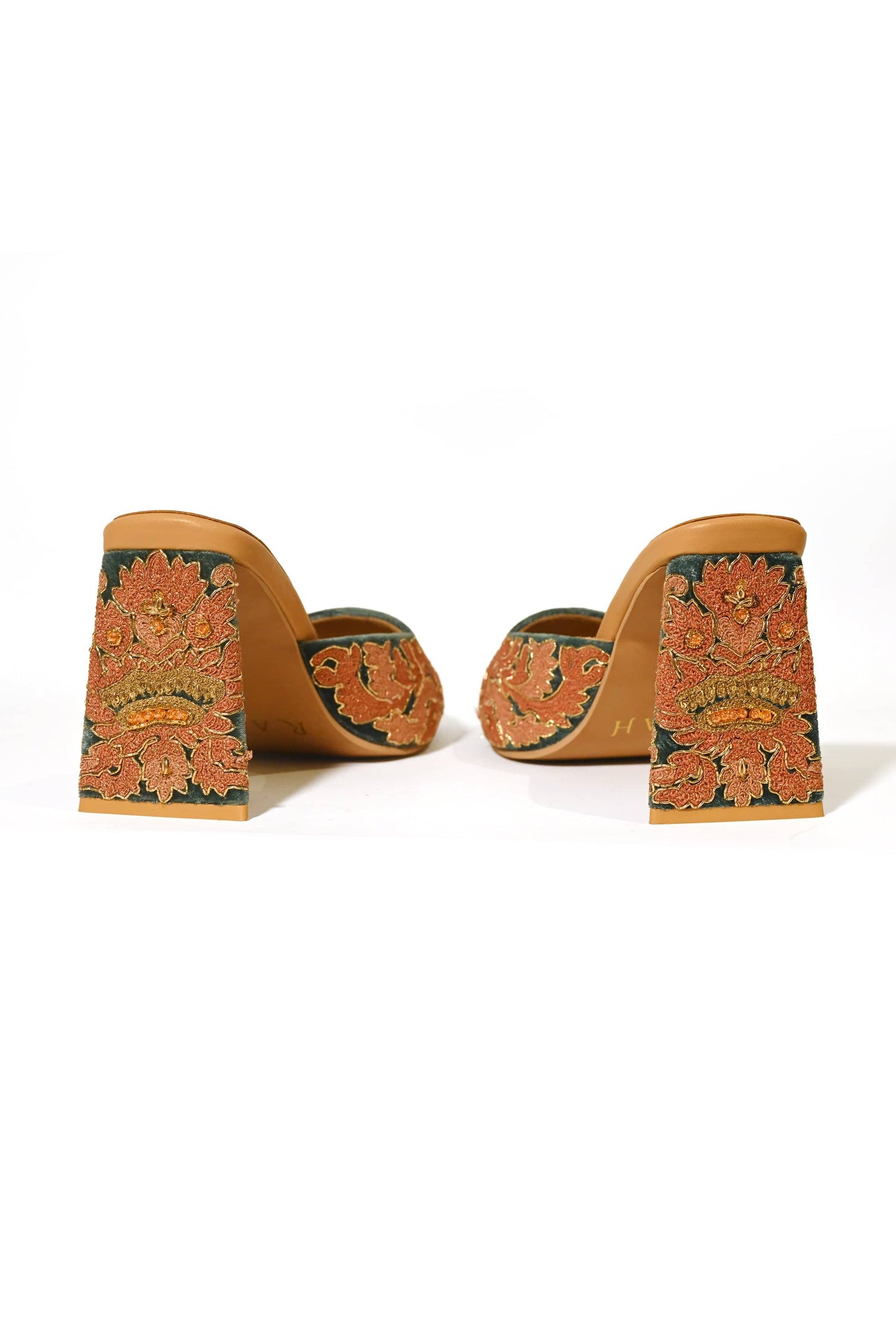 Azhdaha Atash Heels