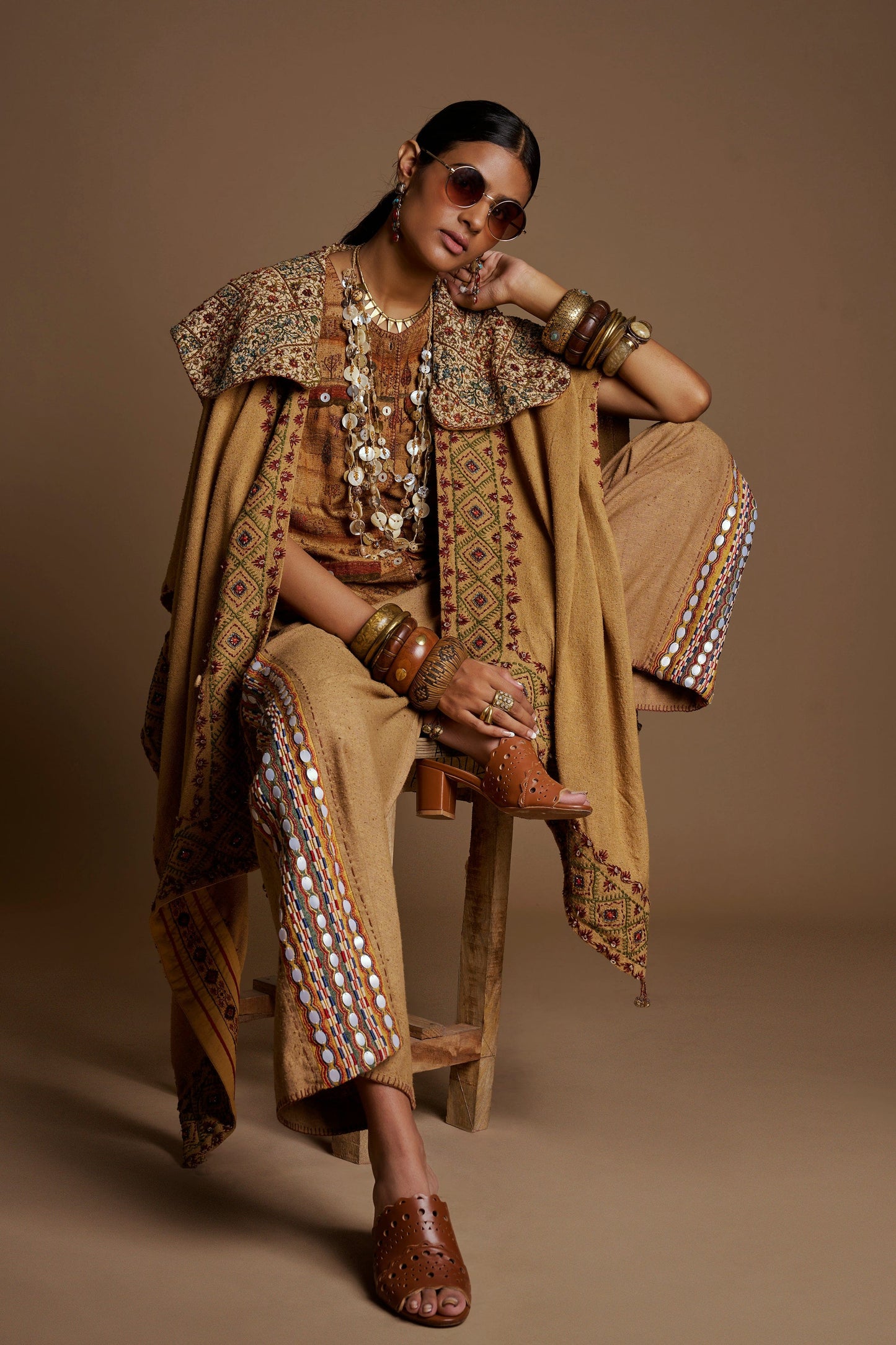 Mustard Traveller Overlay