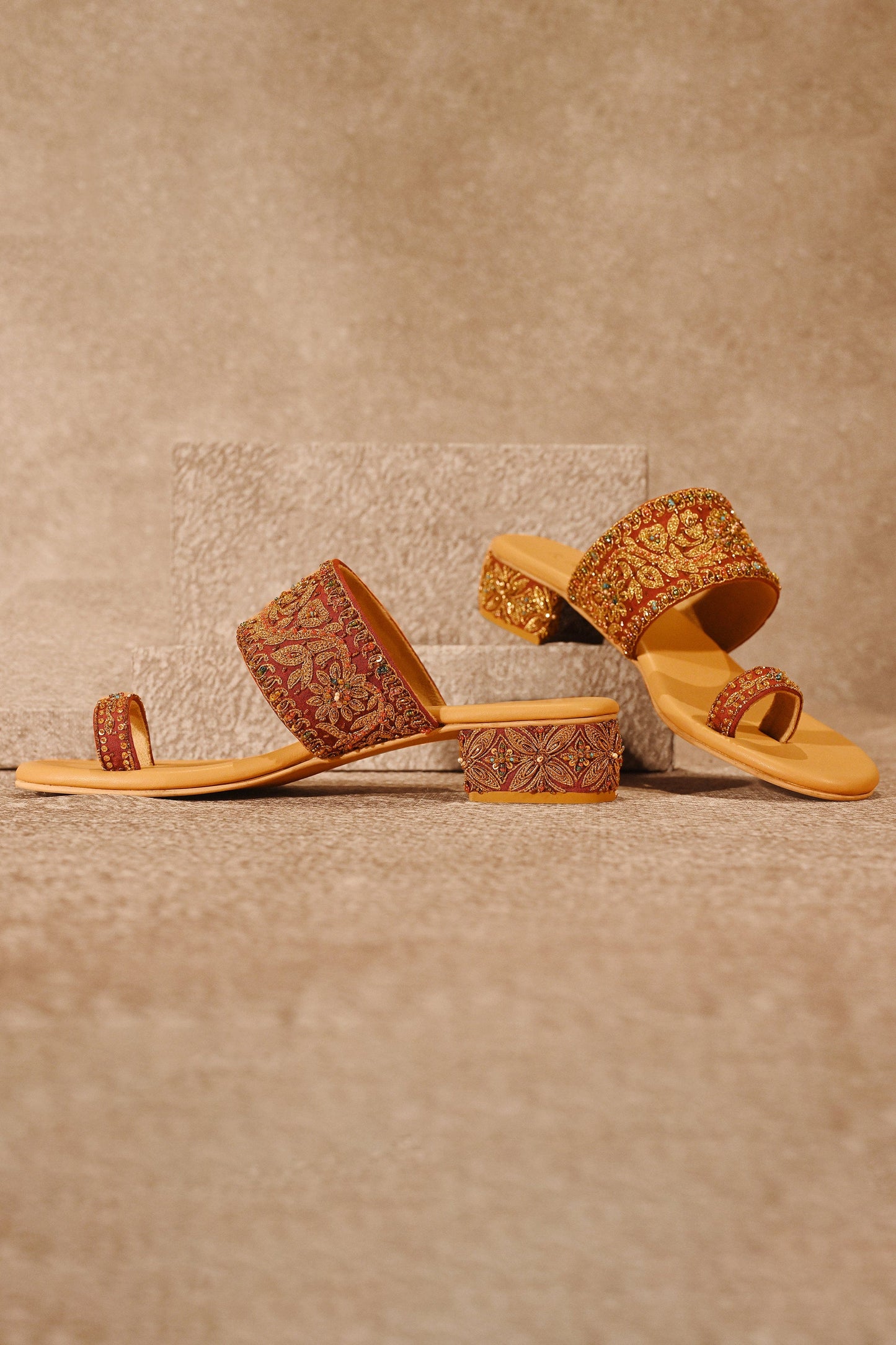 Khizaan Zar Heels