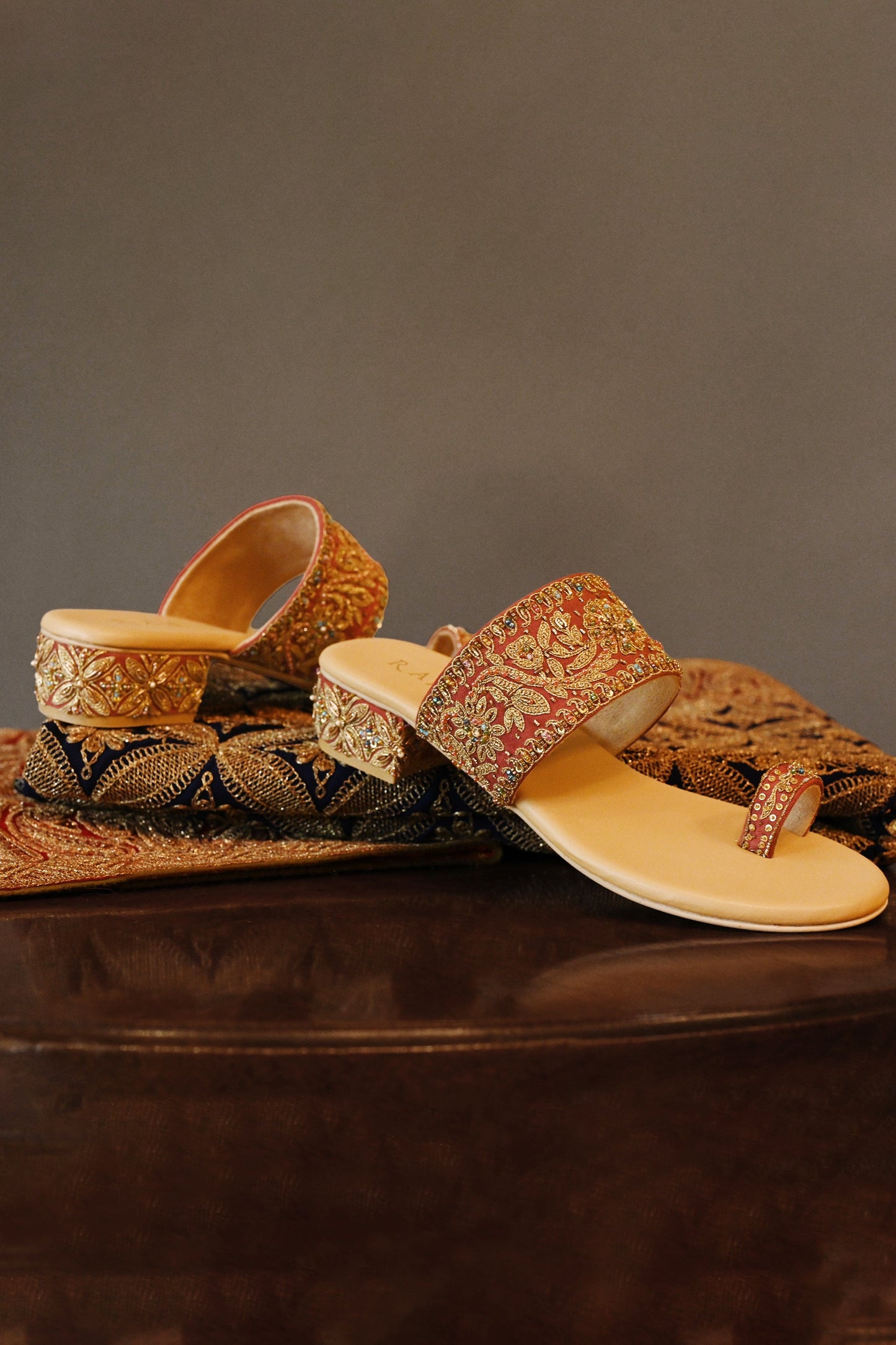 Khizaan Zar Heels